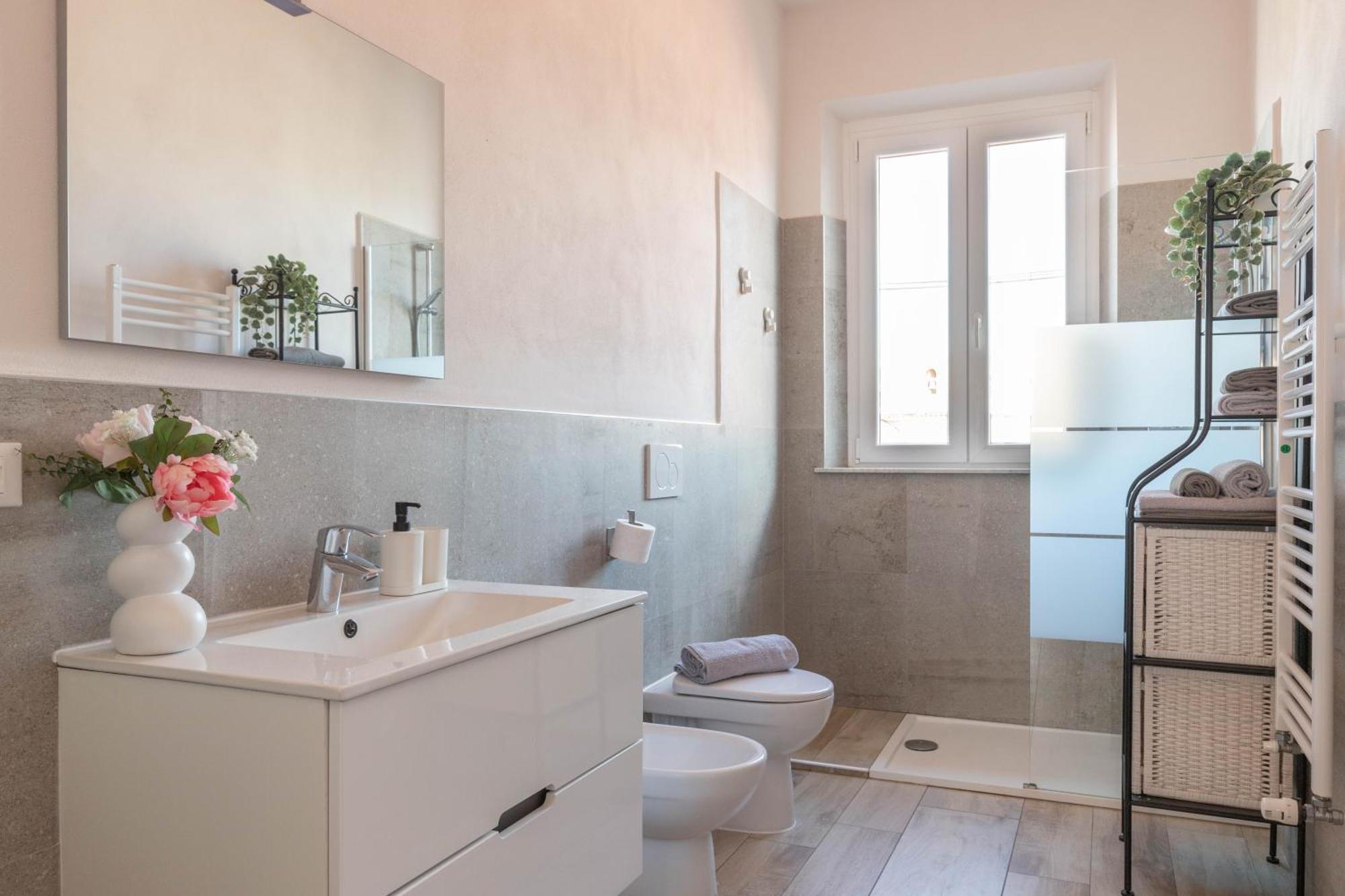 شقة Abbraccio Di Mare- Relax Vicino Al Porto ليفورنو المظهر الخارجي الصورة
